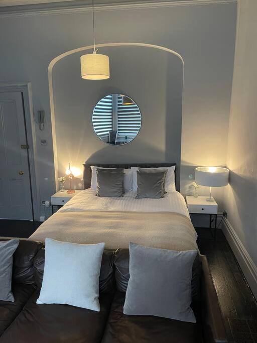 Elegant Studio In Central Hove - 5 Min Walk To Beach - 10 Min To Brighton Exterior foto